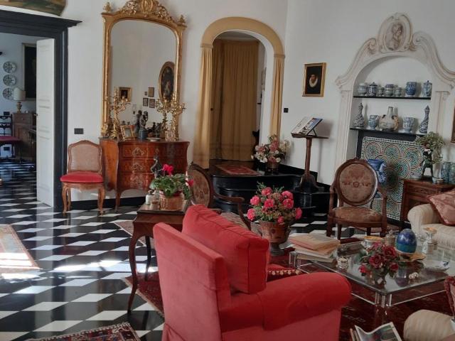 QUARTO 9 vani 270mq