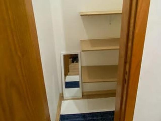 QUARTO COM CLOSET NO CENTRO DE POA
