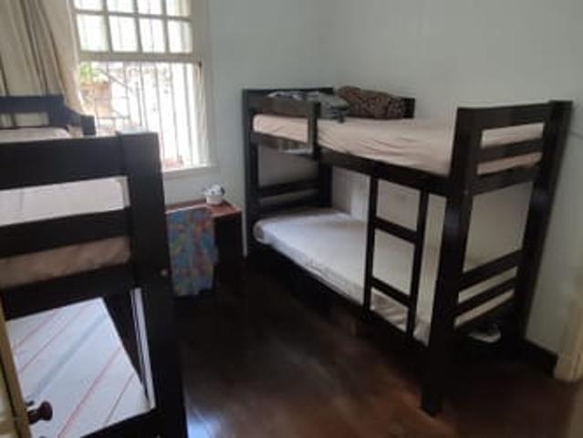 QUARTO COMPARTILHADO PARA MOÇAS!