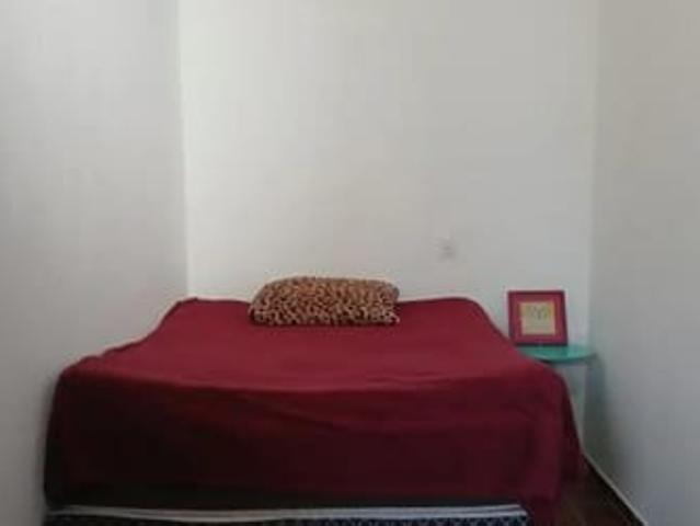 Quarto aconchegante em casa de vila