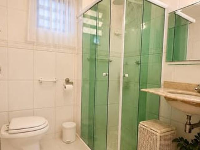 Quarto + banheiro privativo