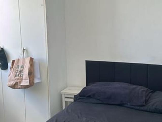 quarto grande, mobiliado, 26ª andar, piscina, academia