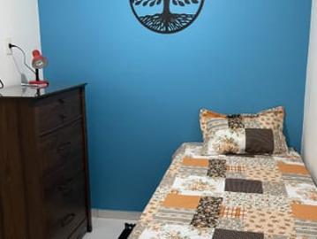Quarto de dependências são 2 quartos mas só para 1 pessoa