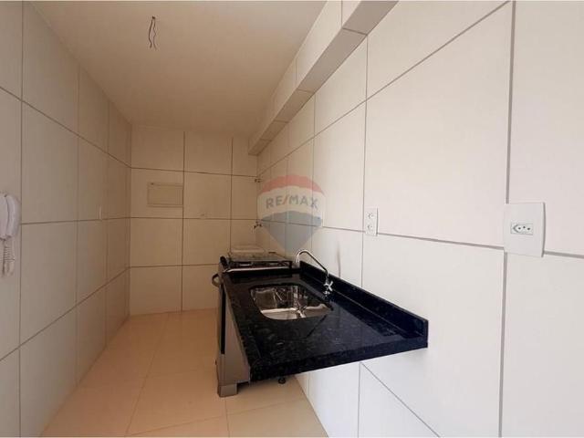 Quarto e sala com varanda e suíte, 8º andar, vista dunas, rooftop com piscina, 46m² – R$3.900 com as taxas PEDRA DO SAL ITAPUÃ