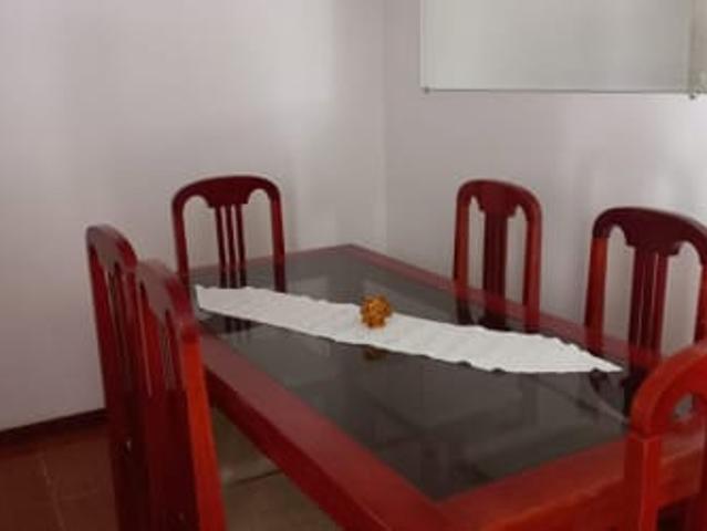 Quarto em casa compartilhada