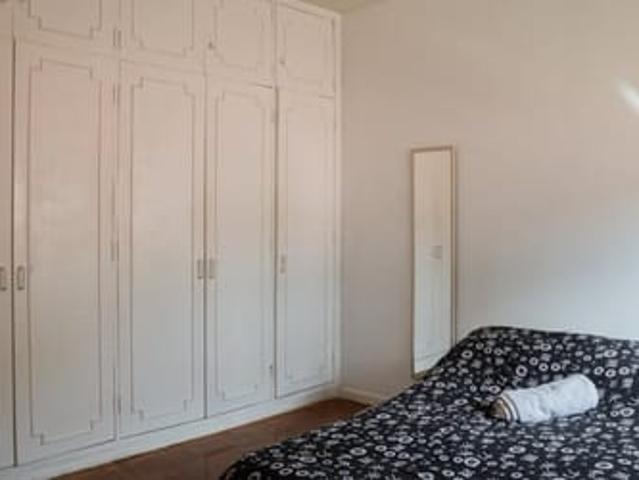Quarto em casa residencial no Campo Belo