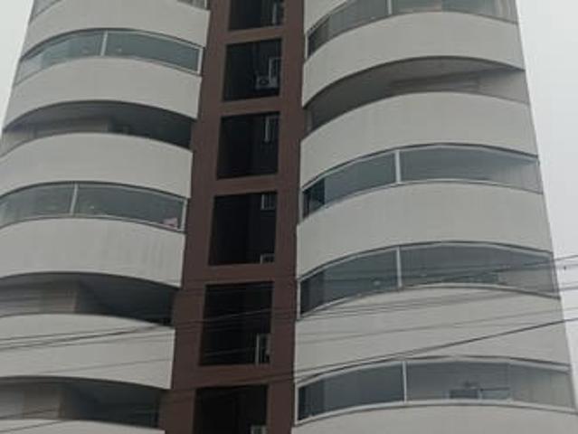 Quarto em Apto