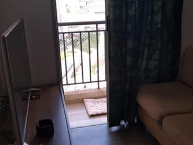 Quarto em Ap. Mobiliado