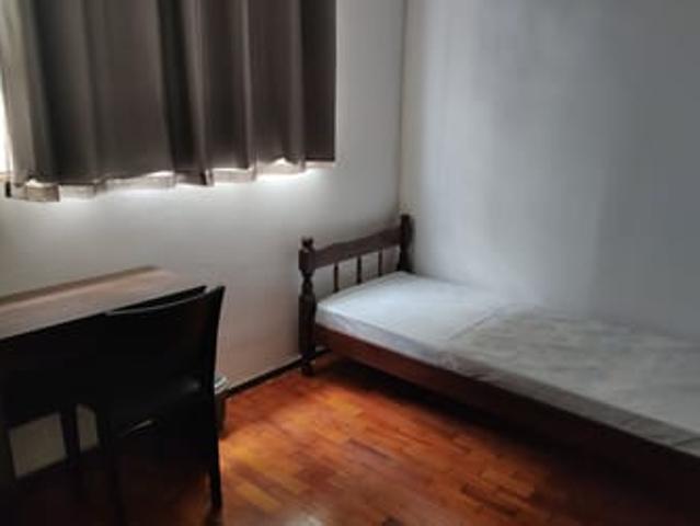 Quarto em apartamento