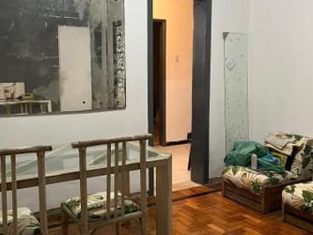 Quarto em otima casa no inga