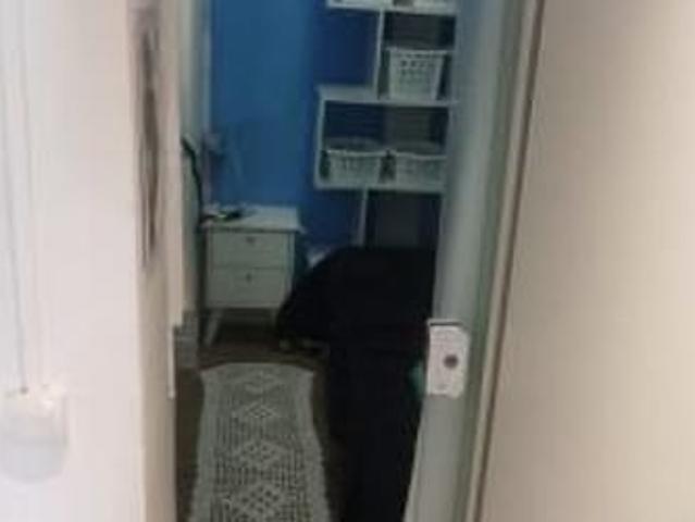quarto feminino individual mobiliado