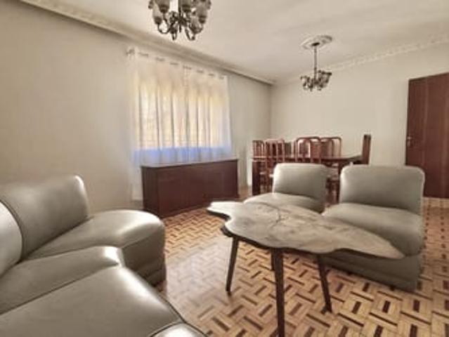 QUARTO FEMININO INDIVIDUAL PRAÇA DA SAVASSI AP301/05