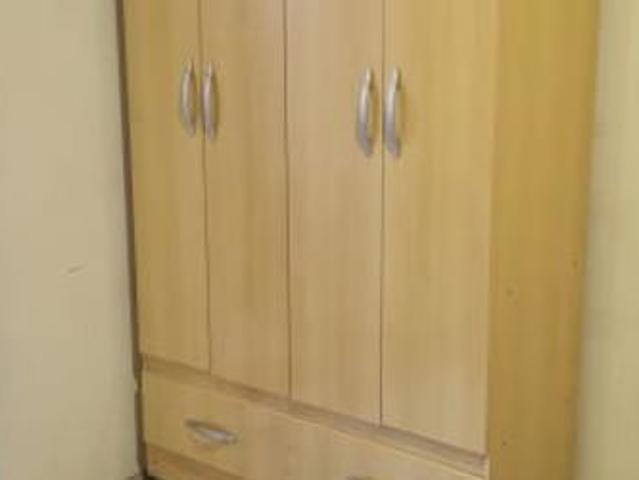 QUARTO FEMININO MOBILIADO COM LAVABO/ PERDIZES