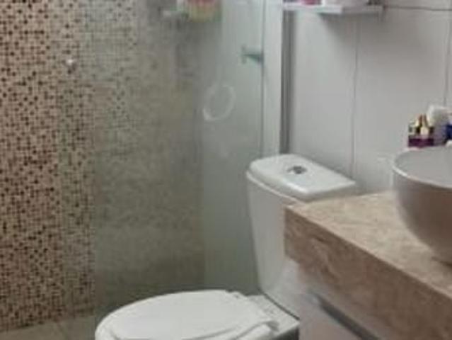 Quarto feminino no Jardim Ismenia