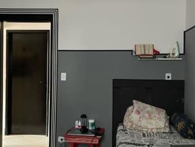 QUARTO INDIVIDUAL
