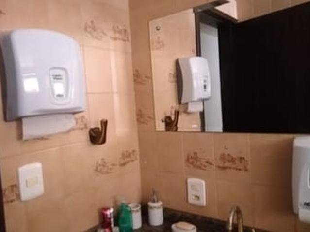Quarto individual alto padrao com sacada