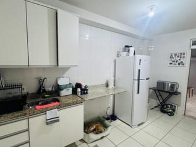 Quarto Individual Banheiro Compartilhado Barreiro