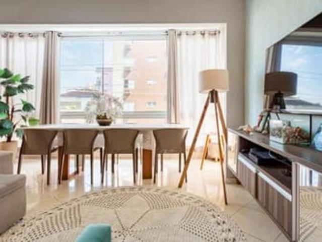 Quarto individual, c/ garagem, sobrado triplex, Boqueirão