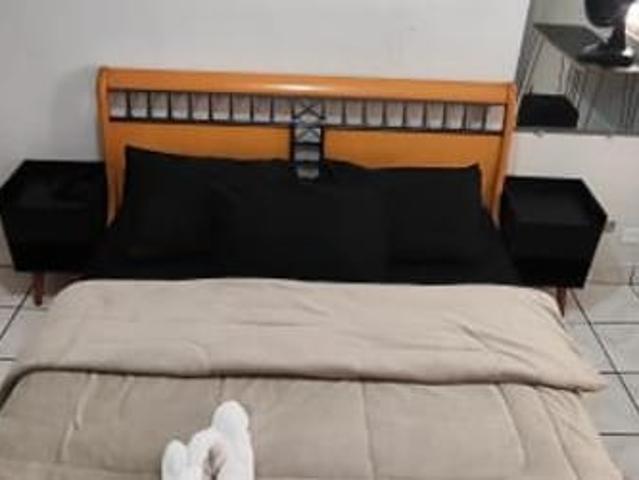 Quarto individual CAMA QUEEN SIZE muito perto do aeroporto