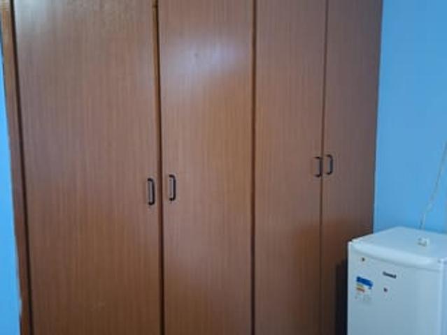 quarto individual com banheiro