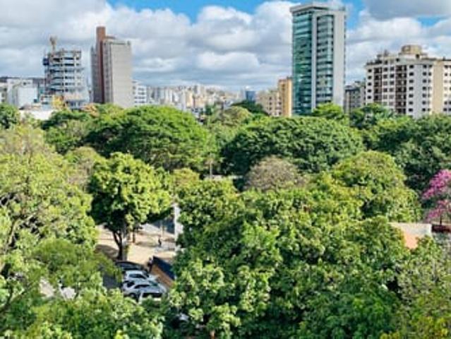 Quarto Individual com Vista na Savassi Duplex Funcionários