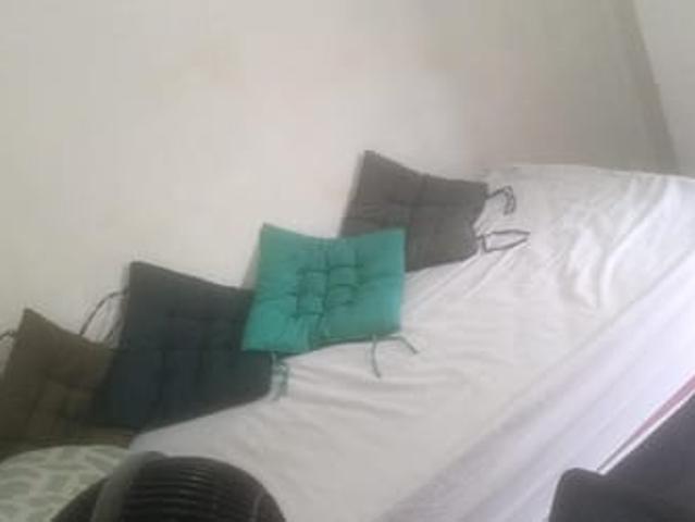 QUARTO INDIVIDUAL + CONTAS INCLUÍDAS + ROUPAS LAVADAS $850