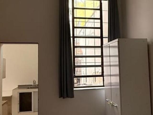 Quarto Individual Feminino | Reformada com Quintal