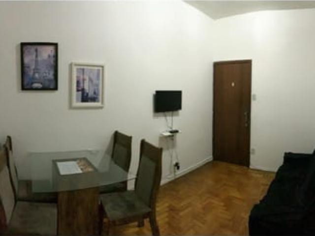 QUARTO INDIVIDUAL MASCULINO NO CENTRO DE BH