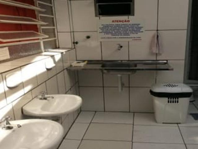 Quarto individual mobiliado e planejado