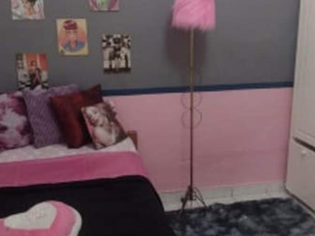 QUARTO INDIVIDUAL MOBILIADO PARA MULHERES