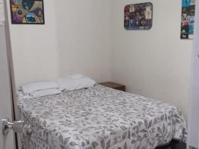 Quarto individual mobiliado tudo incluido