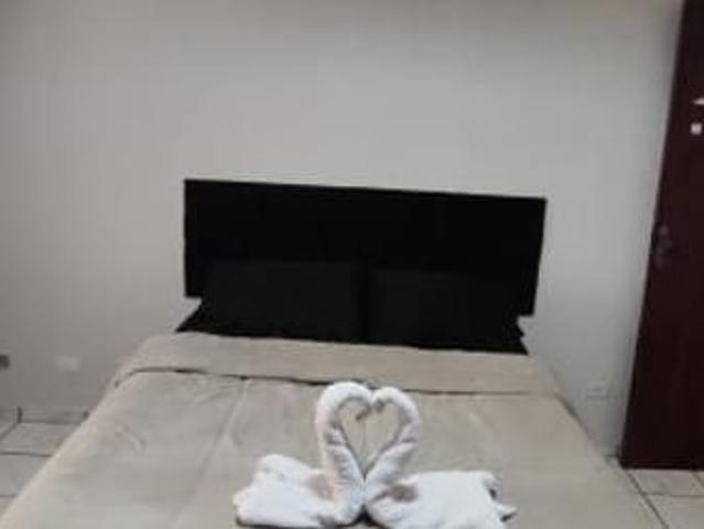 QUARTO INDIVIDUAL MUITO PERTO DO AEROPORTO INTERNACIONAL GRU