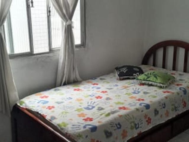 Quarto individual para MULHERES