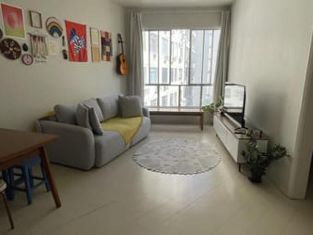 Quarto individual próximo a praia e ao metro