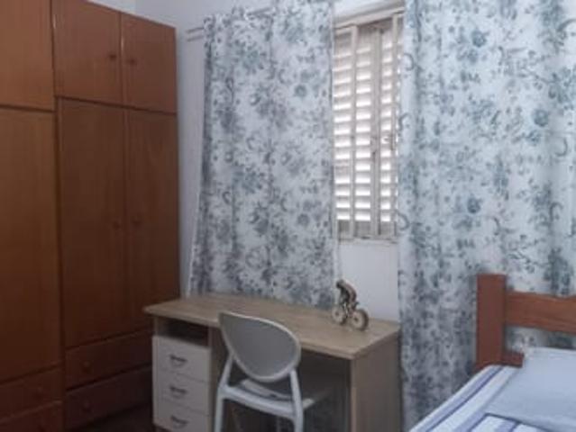 Quarto individual próximo ao metrô