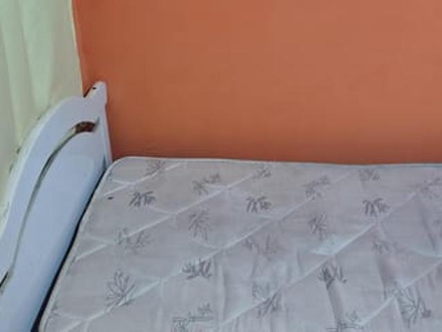 Quarto mobiliado individual