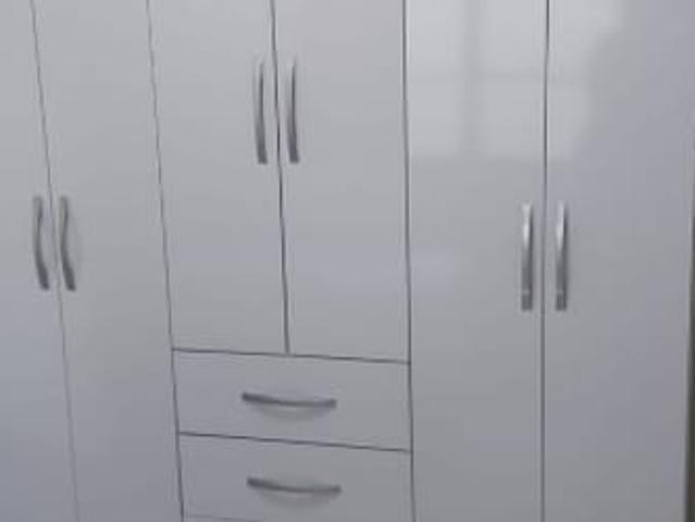 Quarto mobiliado prox. a UNIGRAN