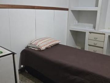 quarto mobiliado