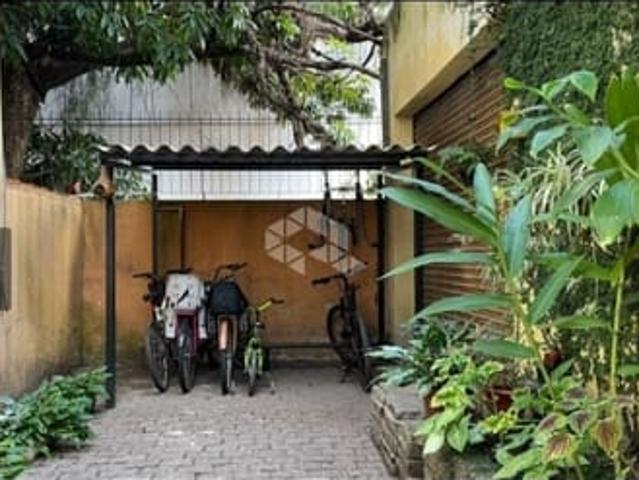 QUARTO NA CIDADE BAIXA