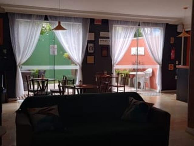 Quarto suite para 1 pessoa em casa enorme e bem estruturada