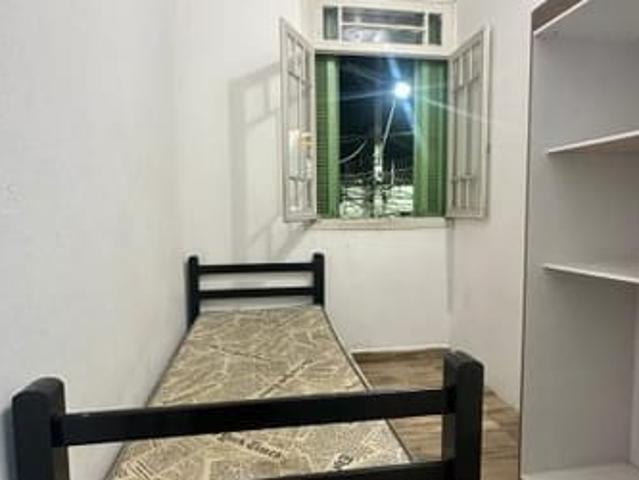 Quartos privarivos / casa/republica/ pensão/ jundiai