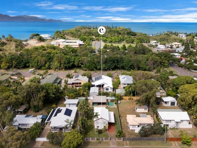 Quarter Acre Block, Big Shed & Pool! Just 250m to the Ocean