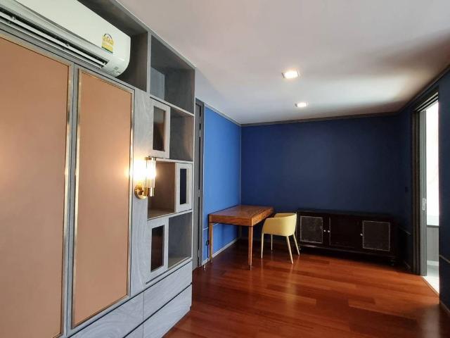 Quarter 31 4 bedrooms, for sale