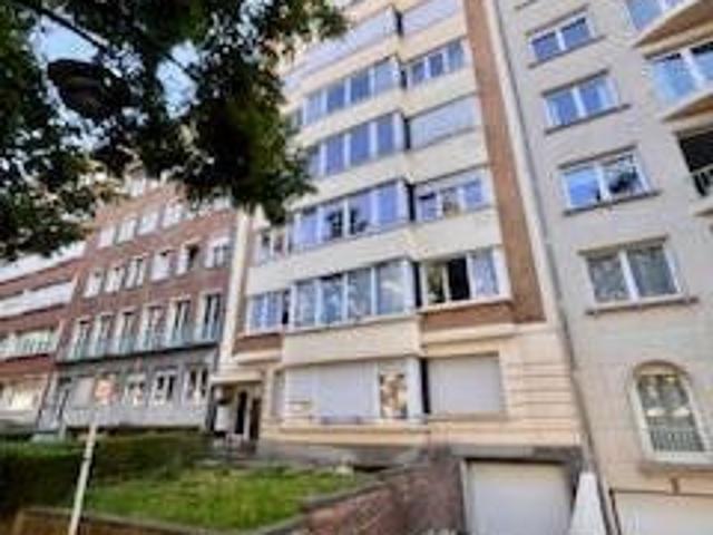 Quartier ULB libre 01/10 2ch + bur
