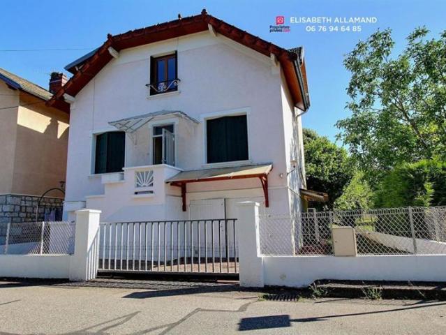 Quartier Bissy, Maison de 1939, sur un terrain de 378m2, surface habitable près de 150m2