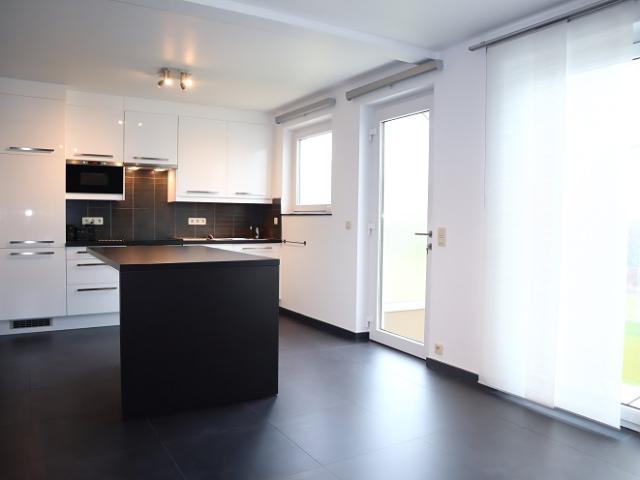 Quartier calme, 4 ch, garage, jardin & 2 salles de bain