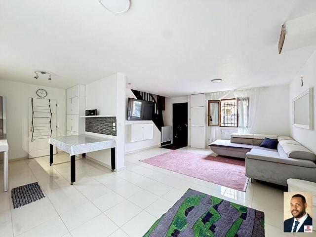 Quartier des Fleurs Maison 7 pièces sur 325m² de terrain