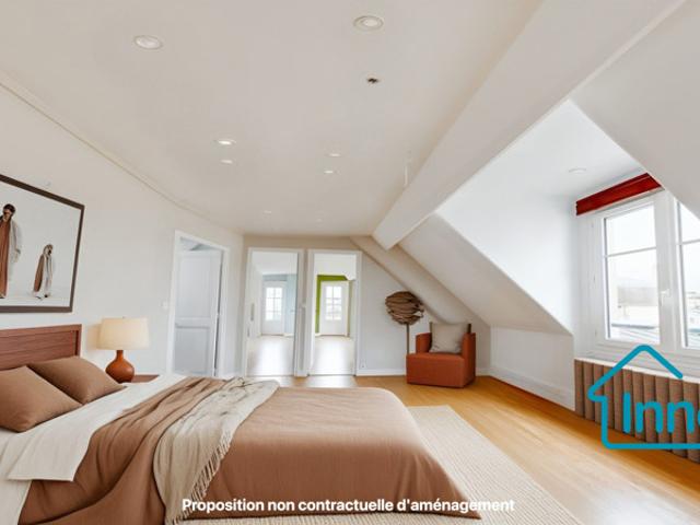 Quartier des Près au dernier étage 3 pièces 56m2 carrez 67m2
