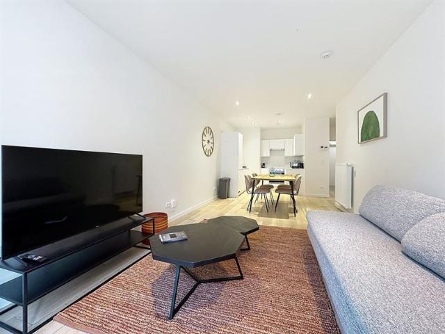Quartier Européen! Bel Appartement meublé une chambre