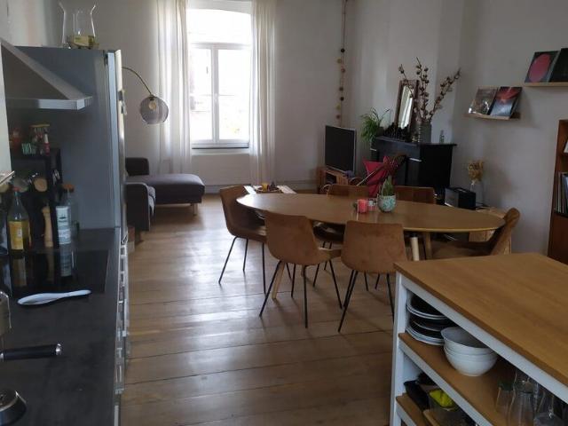 Quartier Guillemins Location Duplex dans maison calme